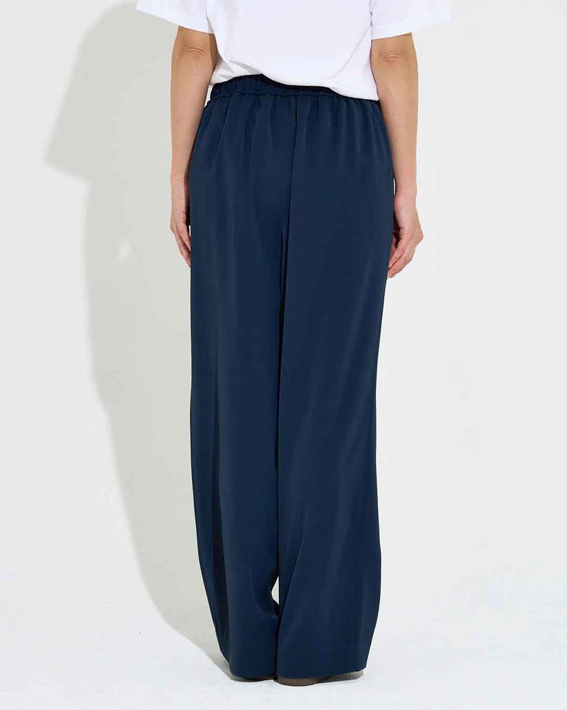 Model：168cm　着用サイズ：M