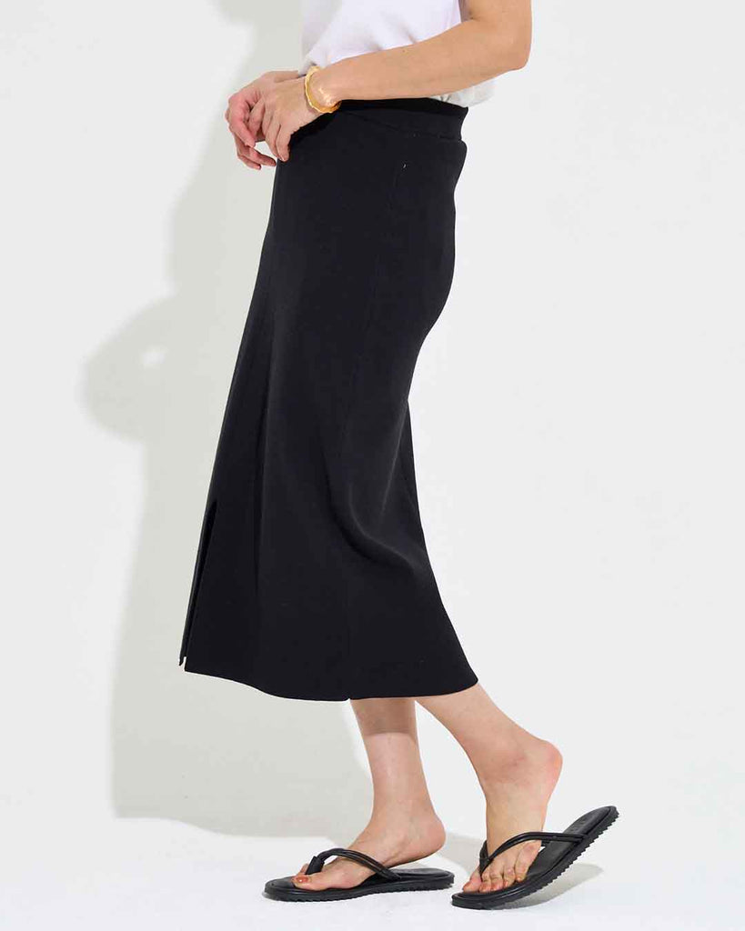 Model：168cm　着用サイズF