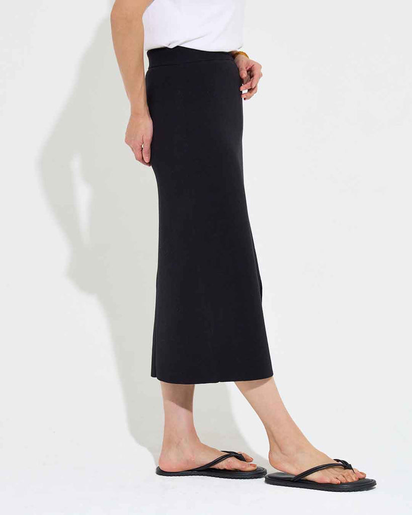 Model：168cm　着用サイズF