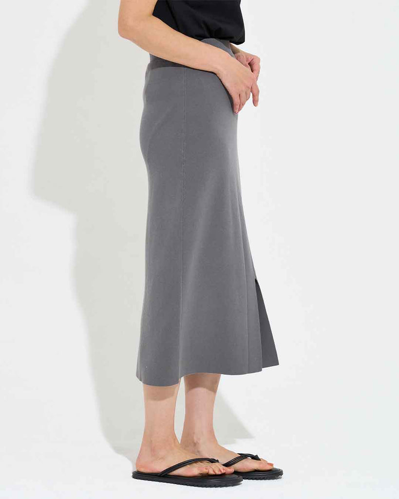 Model：168cm　着用サイズF