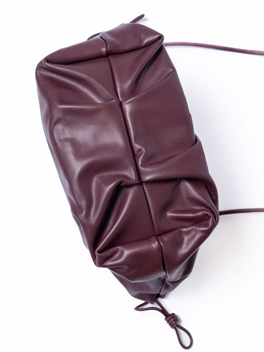 ドローストリングレザーショルダーバッグ ディティール| Lazo_N33°（ラソエヌサーティスリー）の公式通販