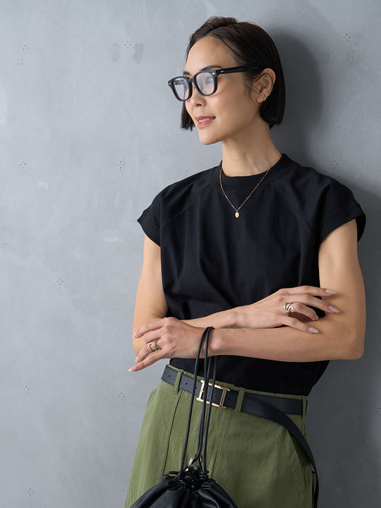 大人スタイルのための上質Tシャツディティール| Lazo_N33°（ラソエヌサーティスリー）の公式通販