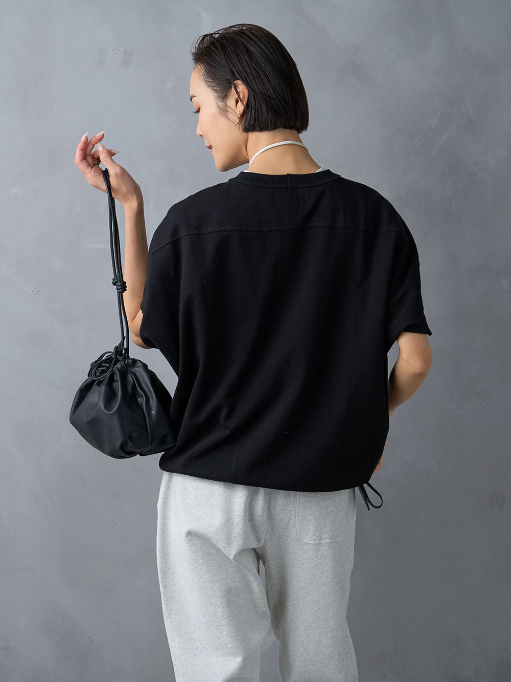 Model：171cm　着用サイズ：F