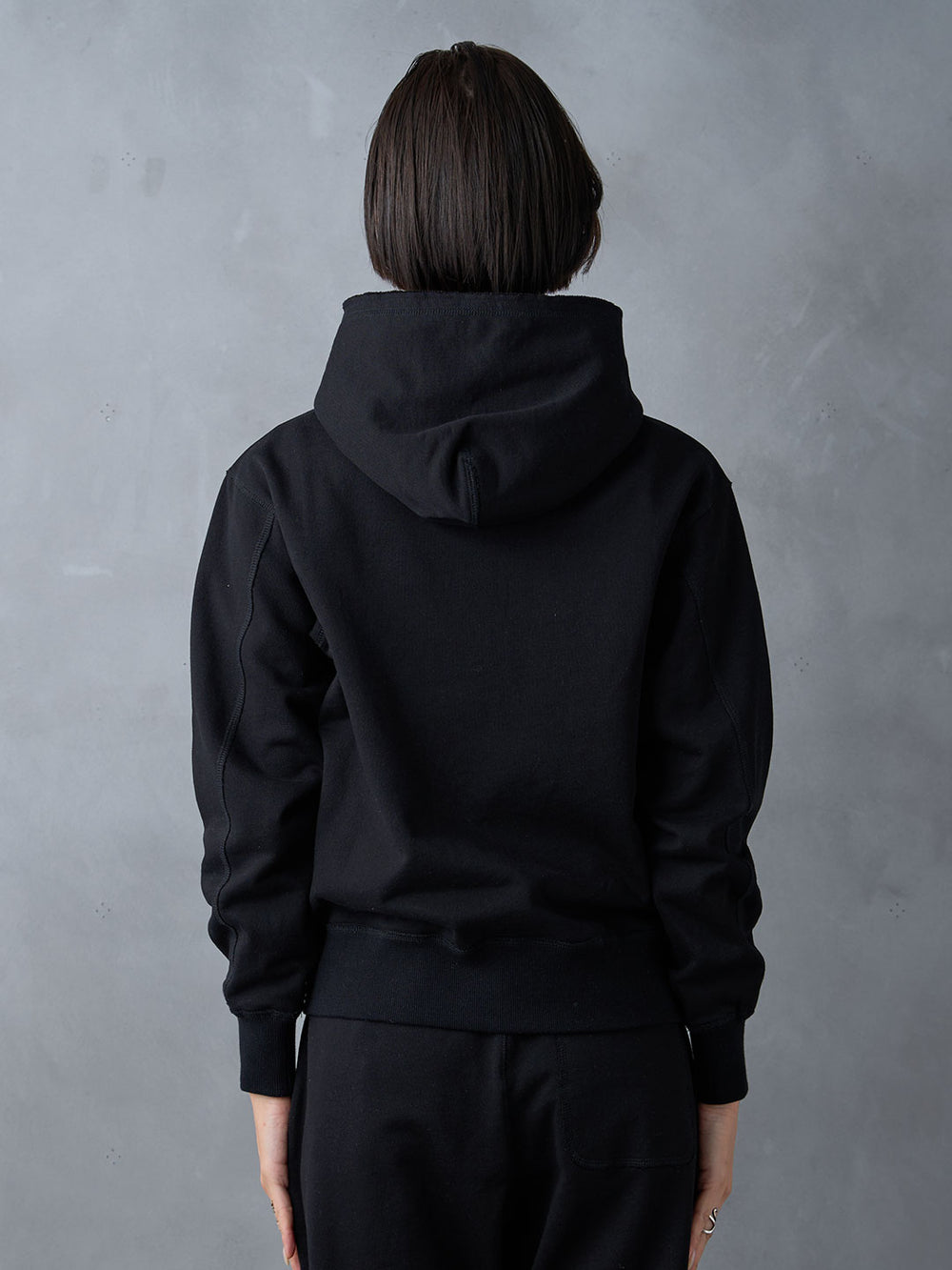 Model：171cm　着用サイズ：F