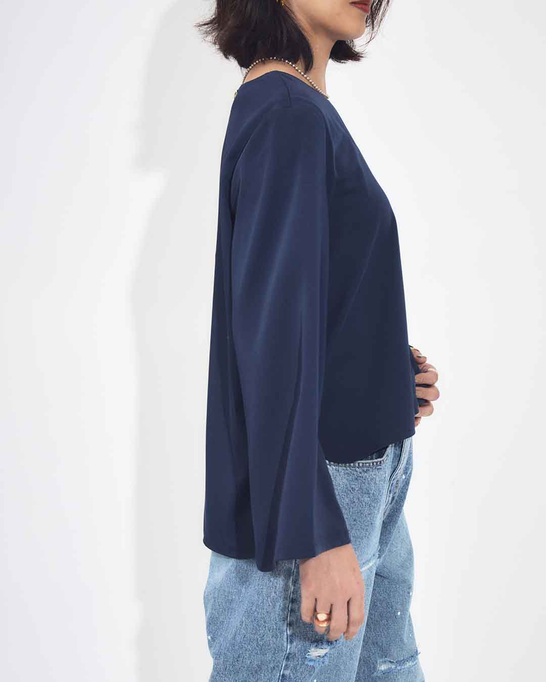 bluemoon 【新品】LaTotaliteネックロングスリーブブラウス bluemoon 【新品】LaTotaliteネックロングスリーブブラウス
