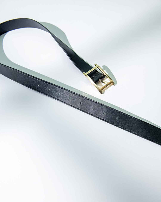 本革ロングベルト ディティール| Lazo_N33°（ラソエヌサーティスリー）の公式通販