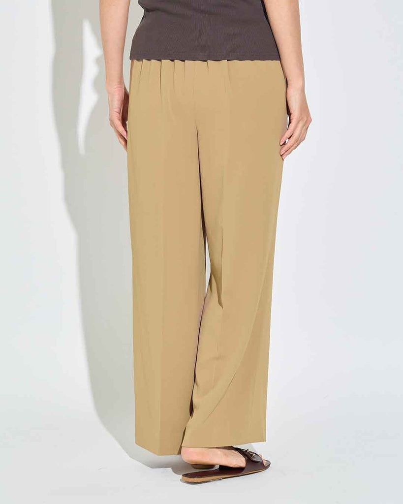 Model：168cm　着用サイズ：M