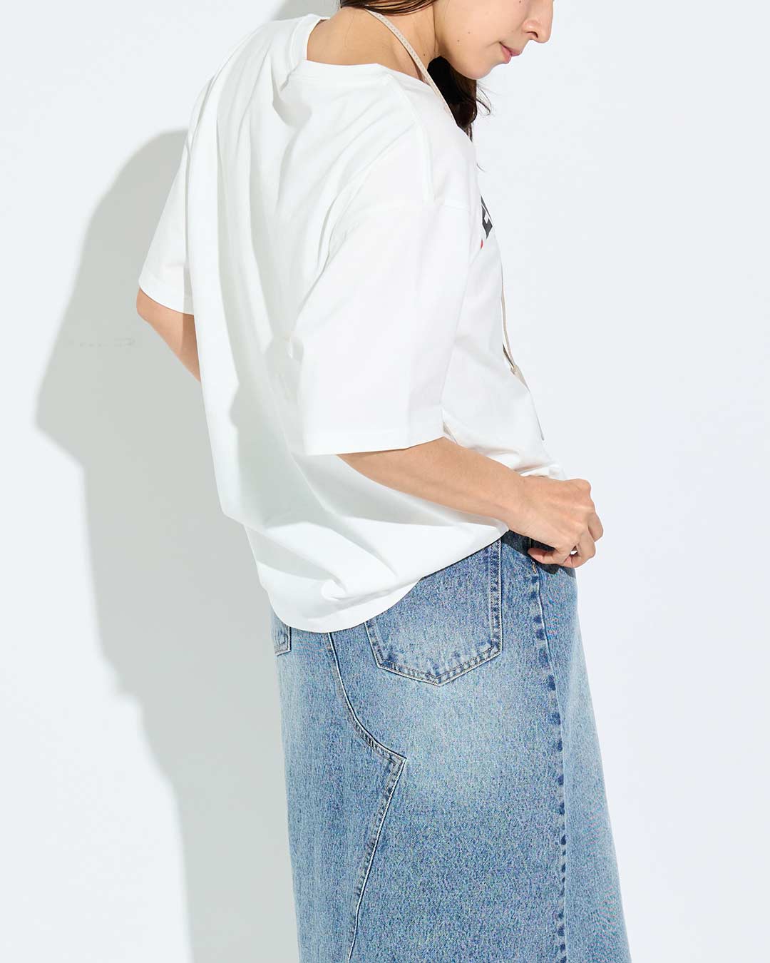 配色ロゴTシャツ | Lazo_N33°（ラソエヌサーティスリー）の公式通販