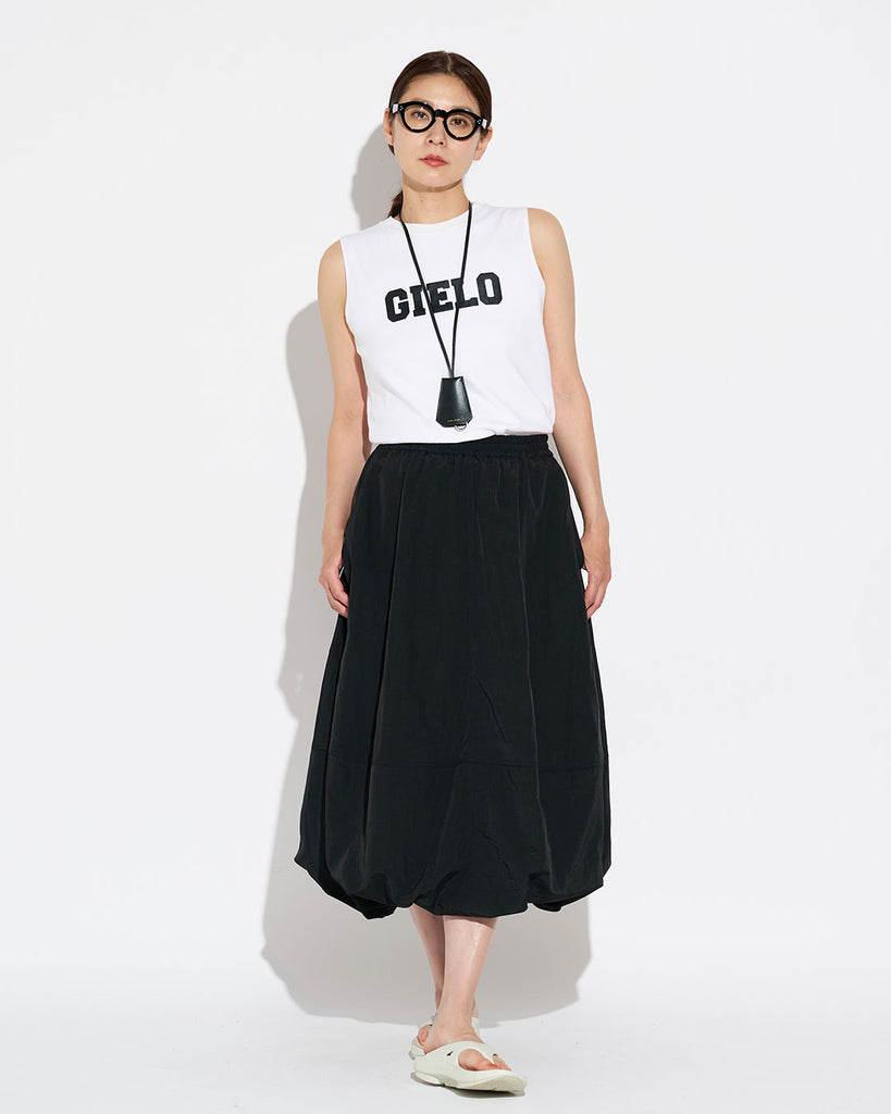 Model：168cm　着用サイズ：F