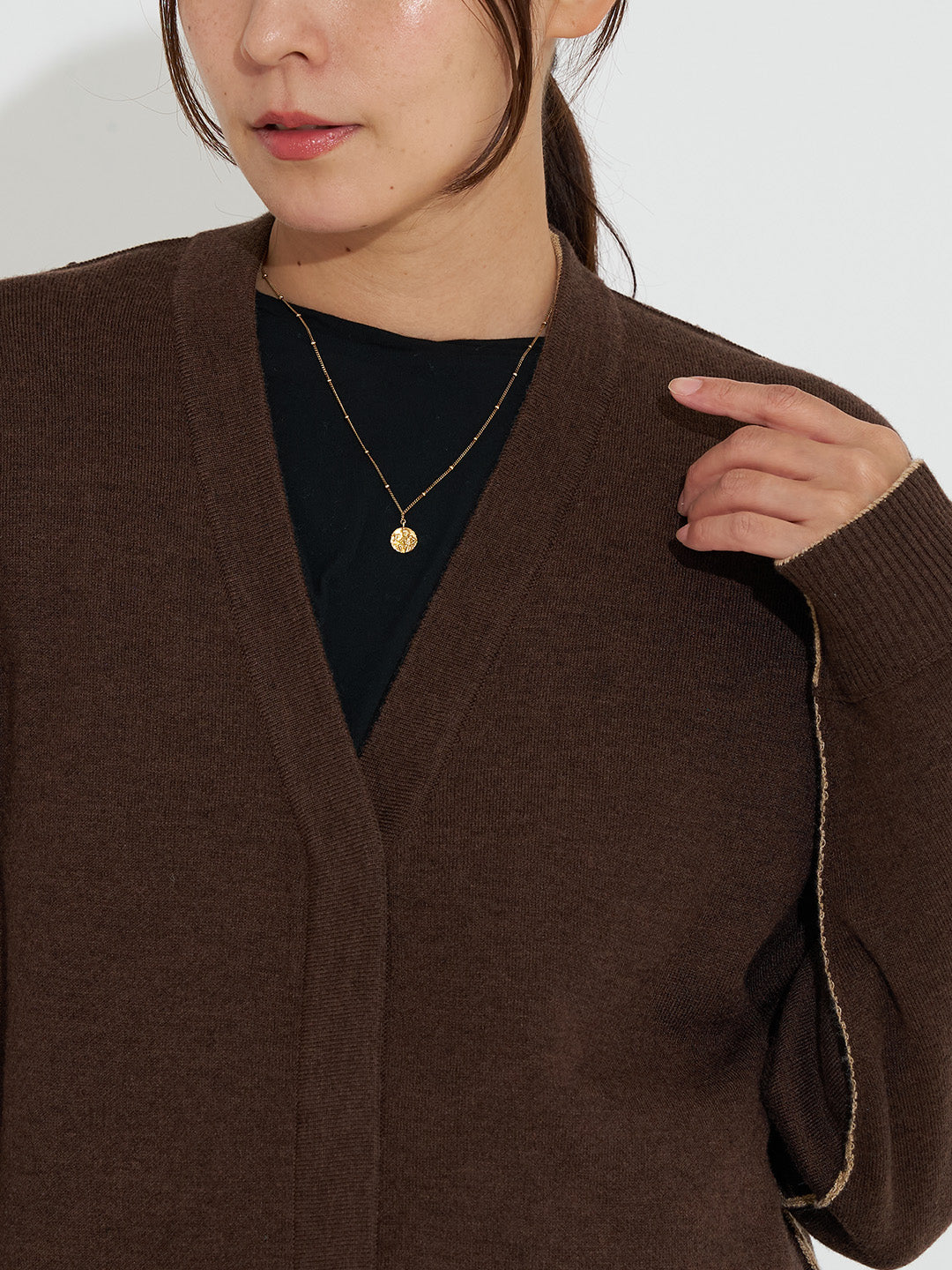 リバーシブルVネックカーディガン | Lazo_N33°（ラソエヌ