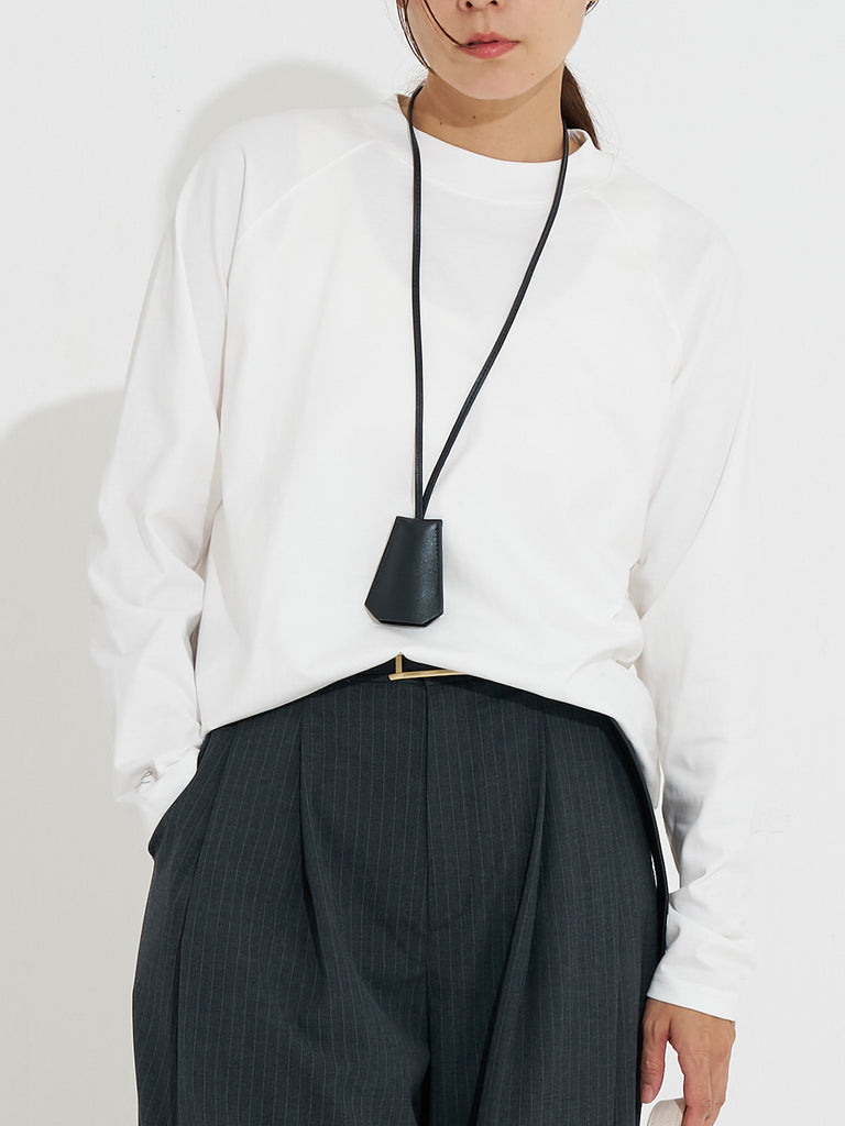 Model：168cm　着用サイズ：F