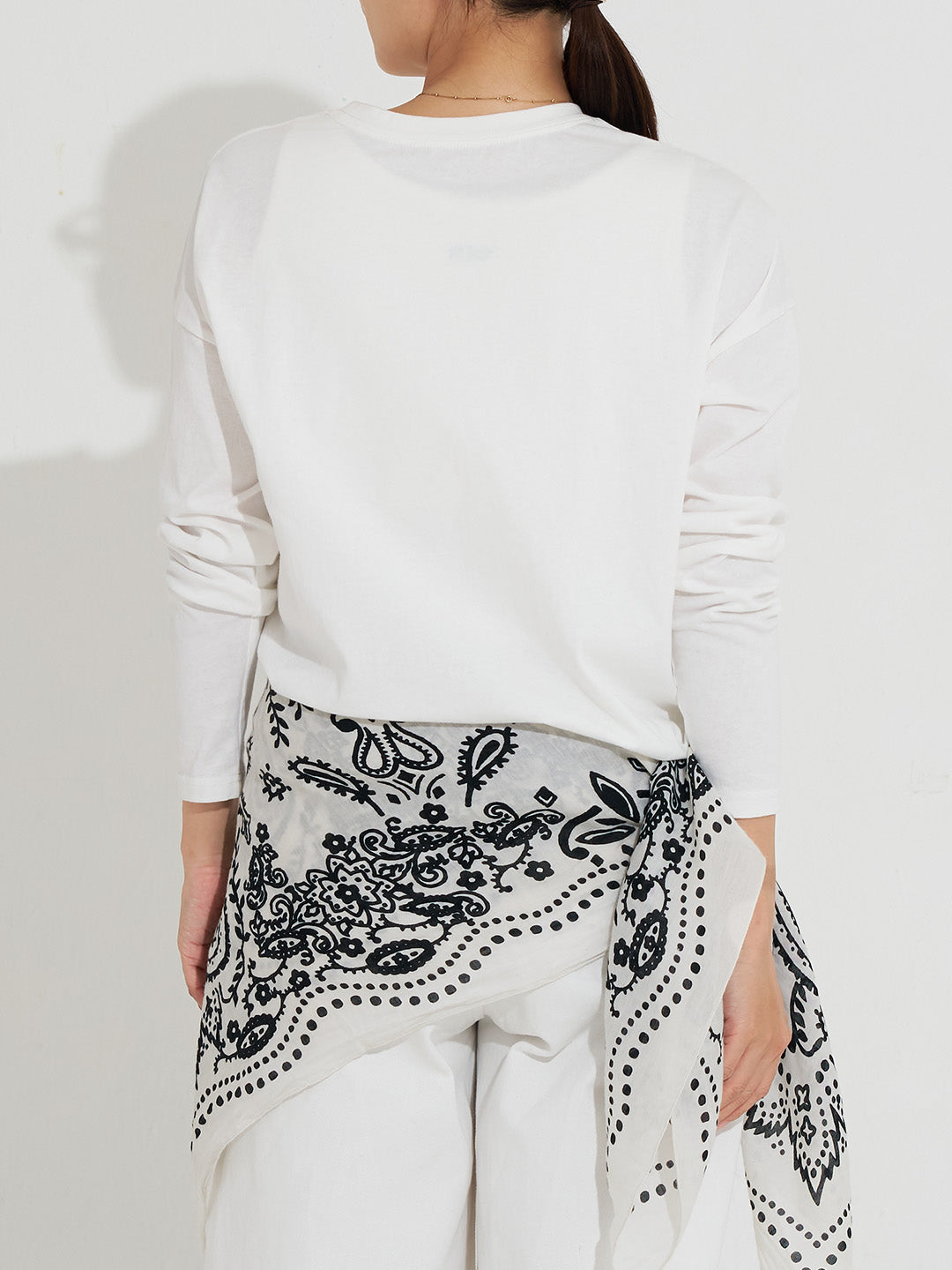 レア　BTSJ LESMILLS ロングTシャツ z33 s-LX-T30-039_2.jpg