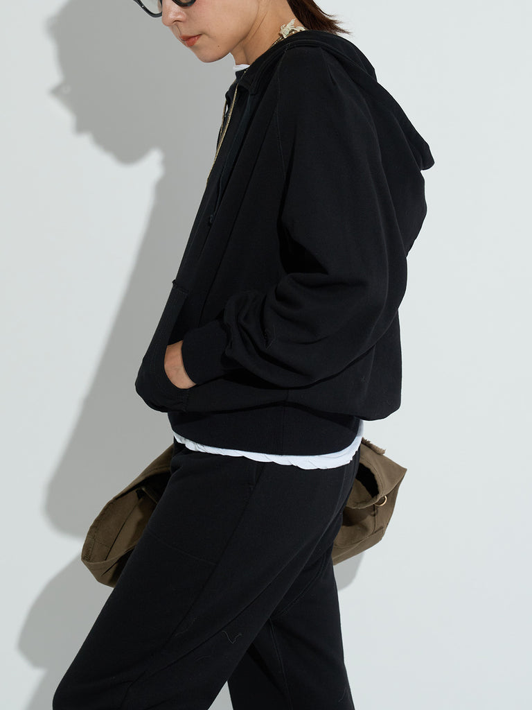 Model：168cm　着用サイズ：F