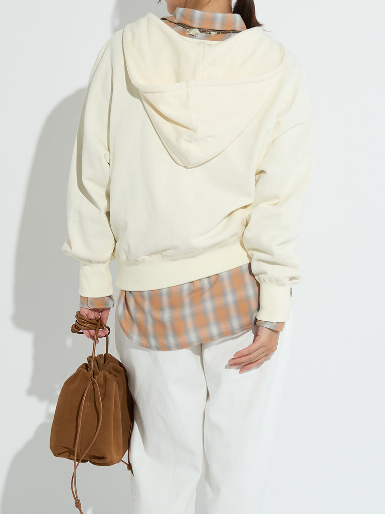 Model：168cm　着用サイズ：F