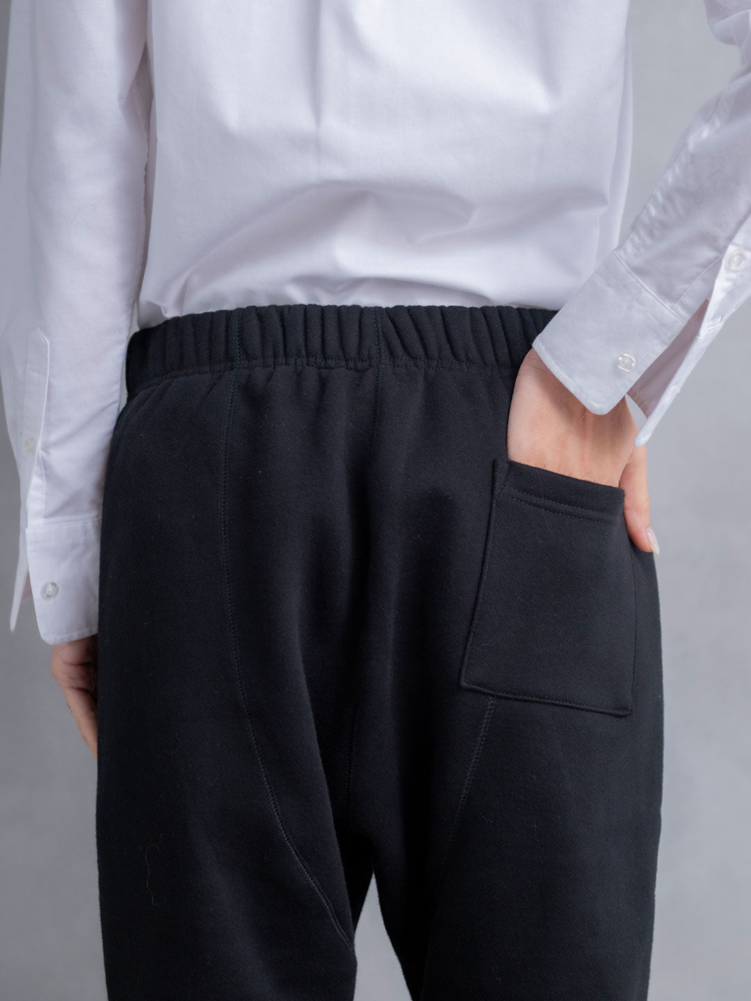 裏ボアスウェットサルエルパンツ | Lazo_N33°（ラソエヌサーティスリー