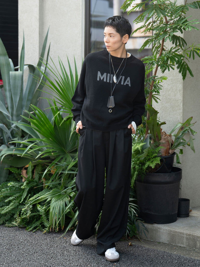 Model：163cm　着用サイズ：Pants L Knit F