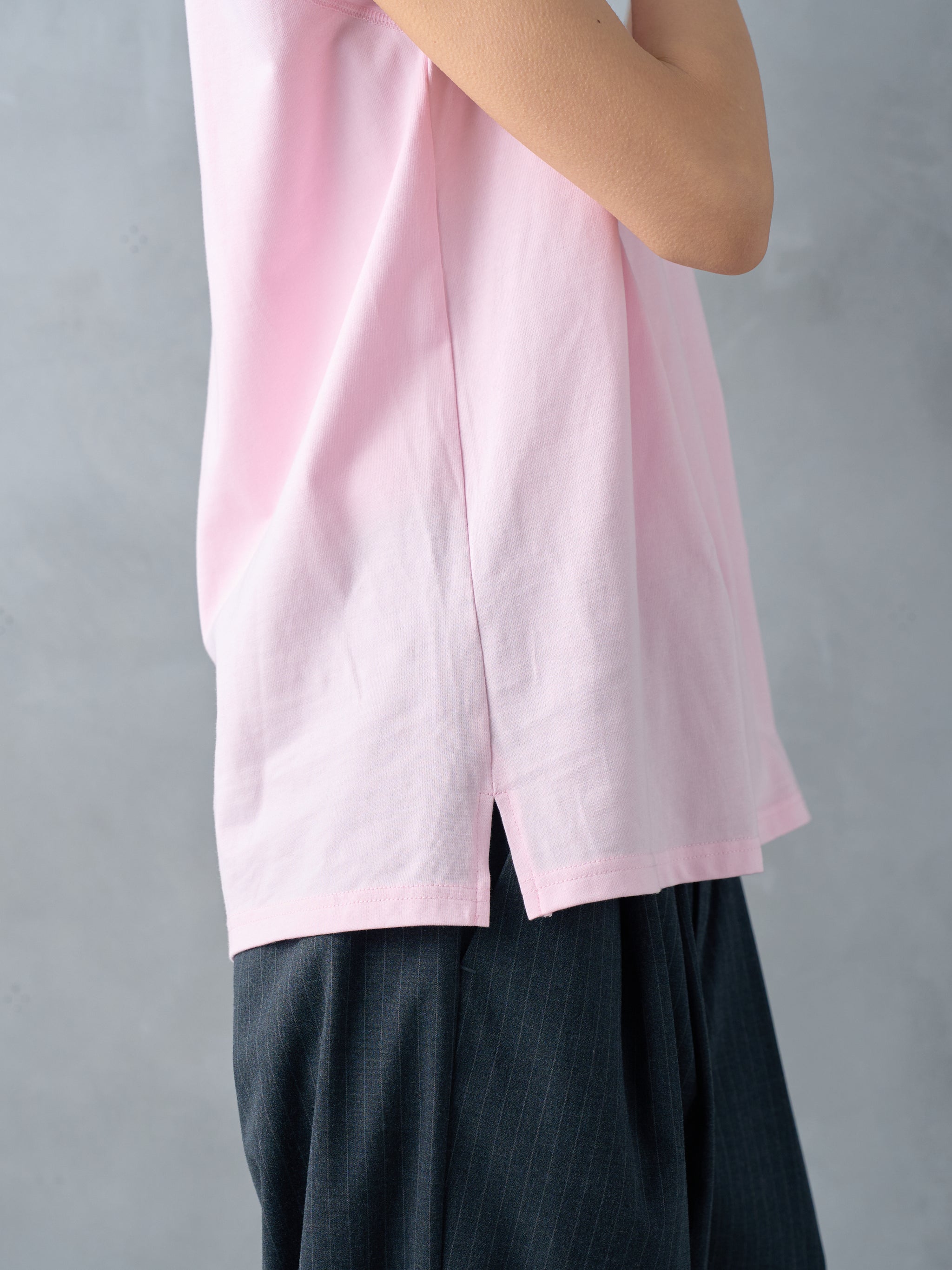 ボトルネックコットンTee | Lazo_N33°（ラソエヌサーティスリー）の